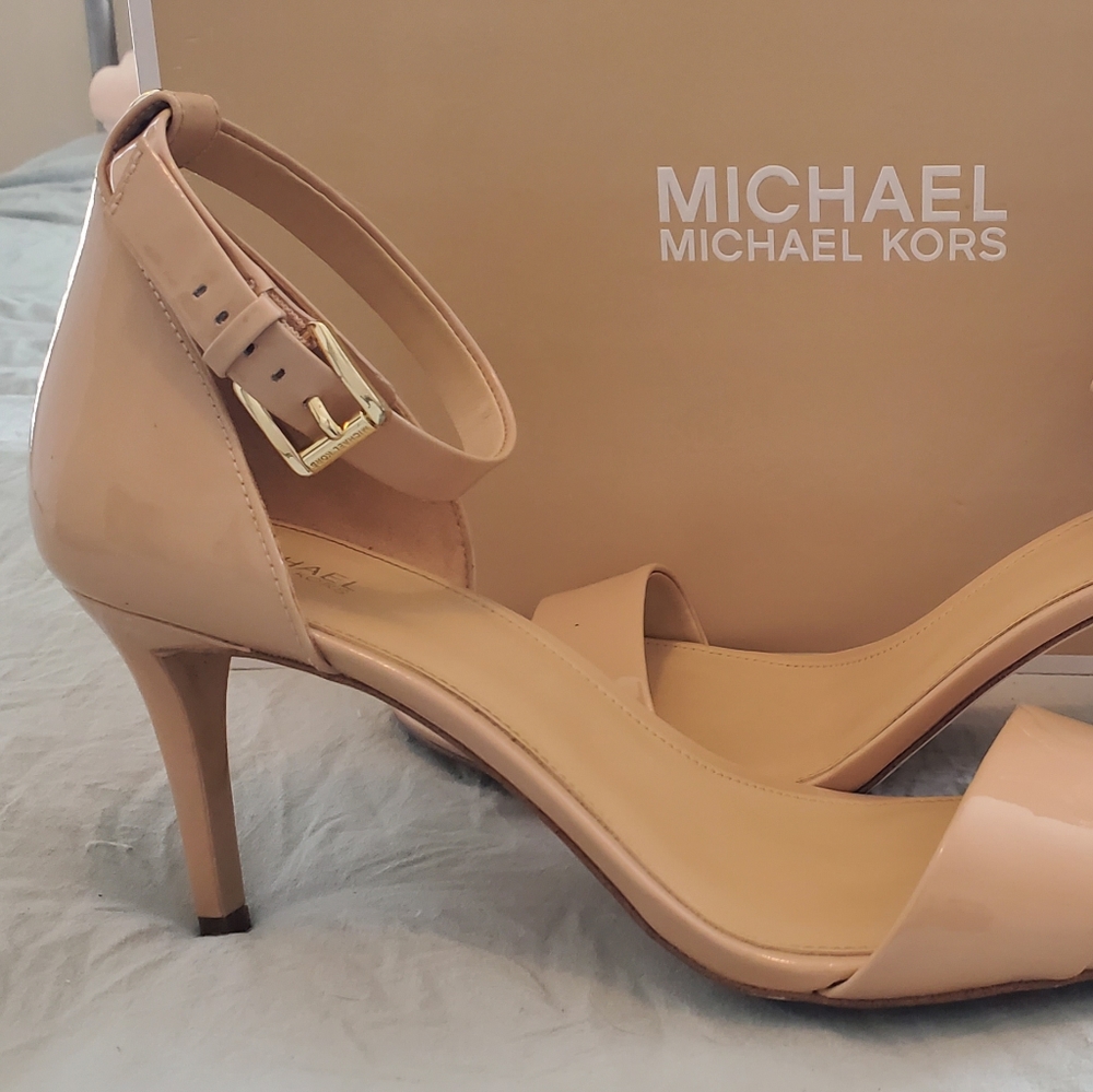 Michael Kors Sienna Mid Heel Open Toe Sandals